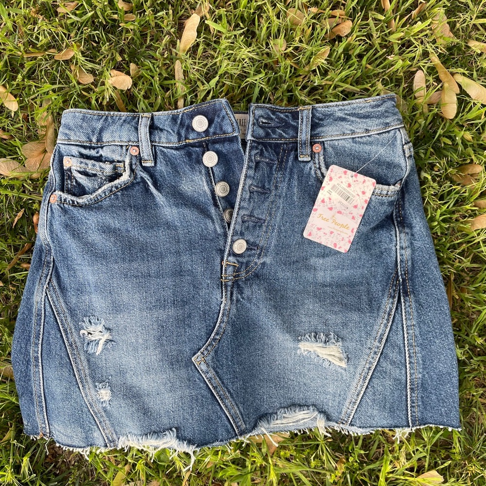 High waisted denim skirt